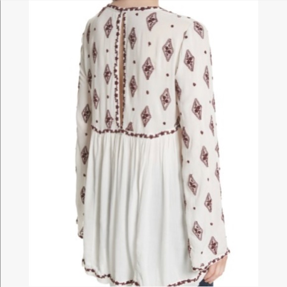 Free People NWT Embroidered Bell Sleeve Top Ivory - Picture 2 of 7